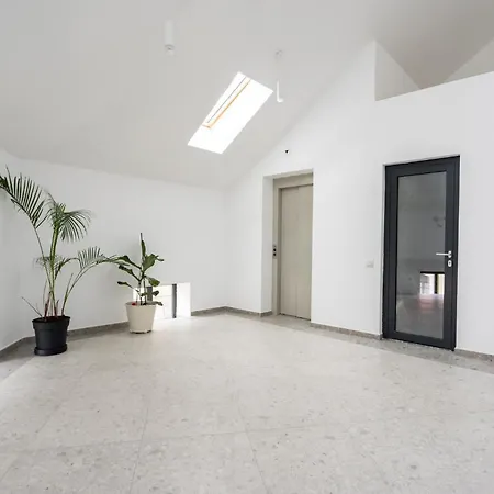 Apartament Central Nou Cu 2 Langa Piata Unirii Bucureşti