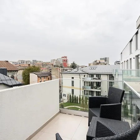 Apartament Central Nou Cu 2 Langa Piata Unirii