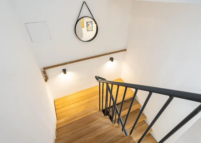 Apartament Apartament Central Nou Cu 2 Langa Piata Unirii