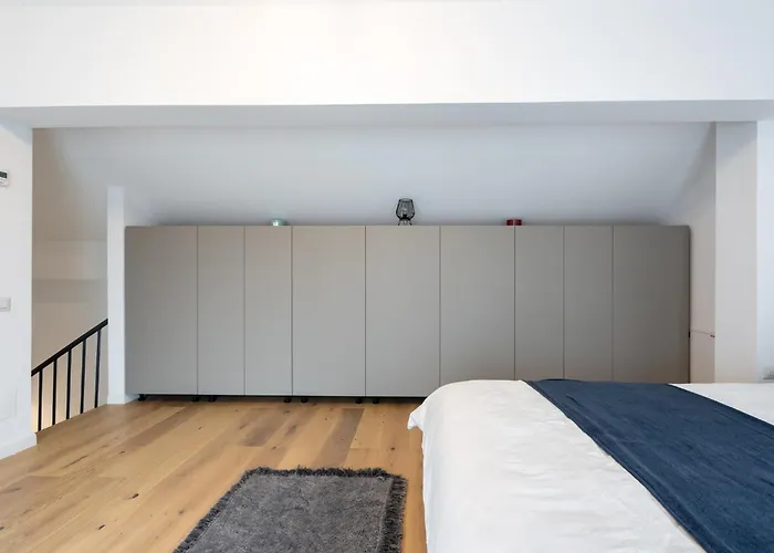 Apartament Central Nou Cu 2 Langa Piata Unirii