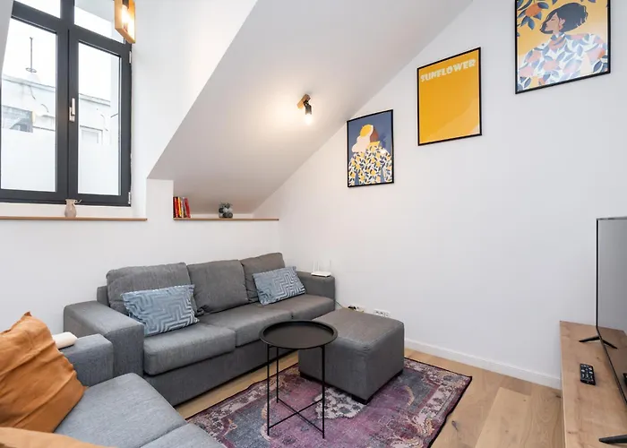 Apartament Apartament Central Nou Cu 2 Langa Piata Unirii *